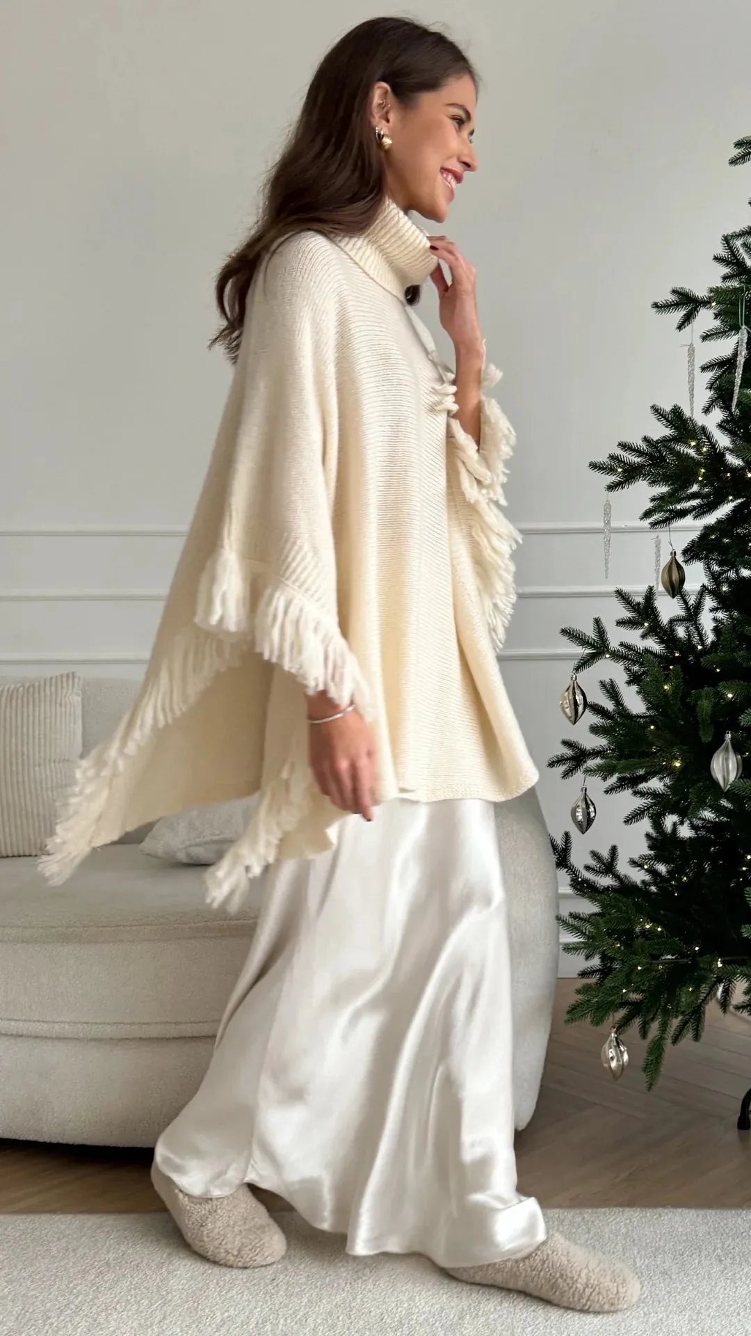 Charli Pearl Poncho in Cloud