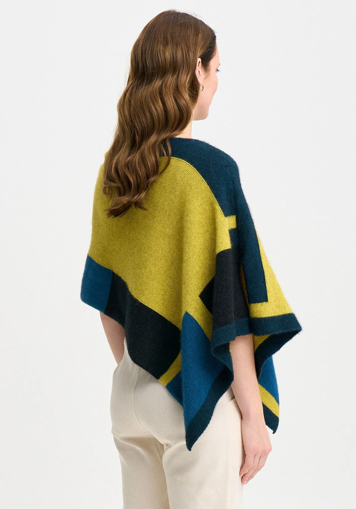EMPRESS PONCHO