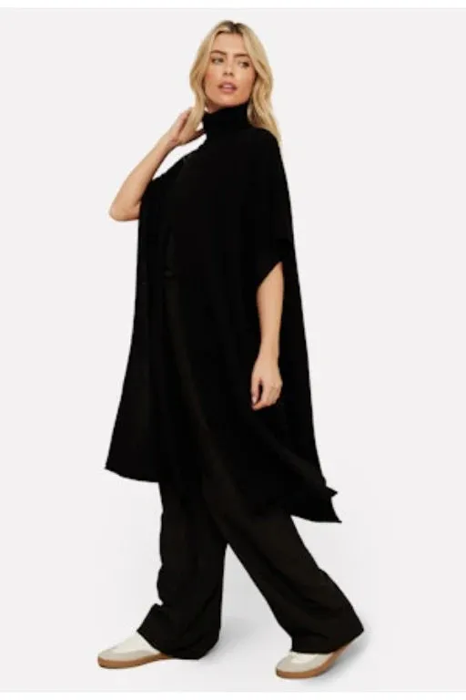 Gigi Poncho Black