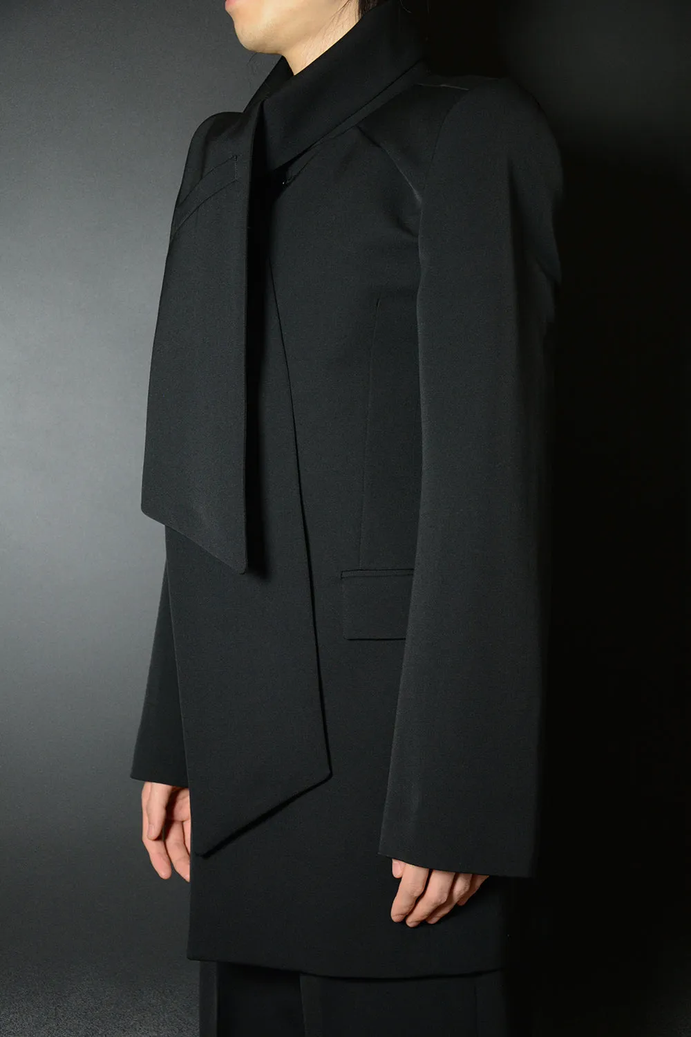 LAVALLIERE COLLARBONE JACKET