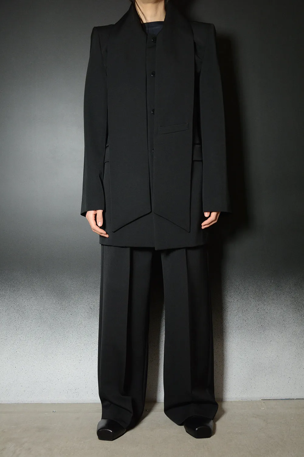 LAVALLIERE COLLARBONE JACKET