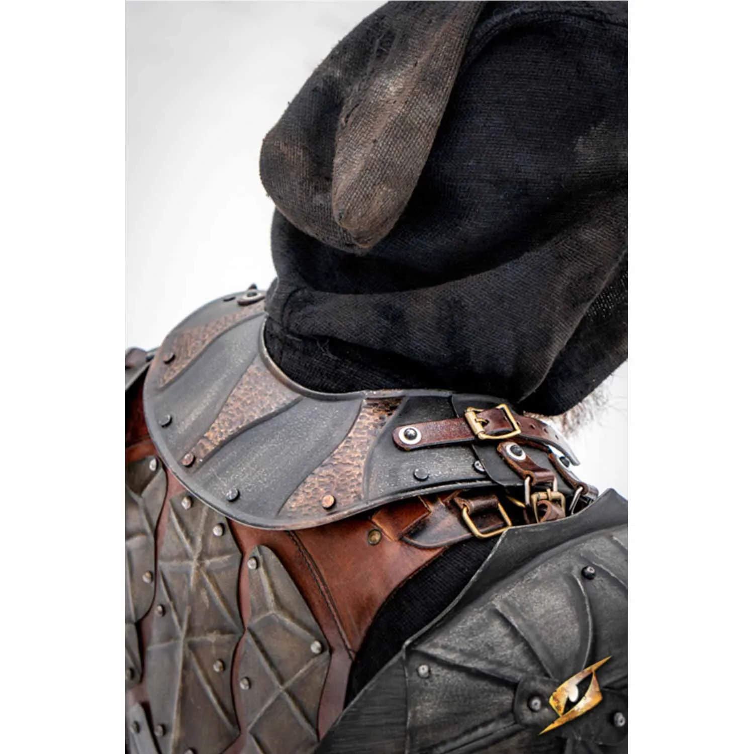 Raider Gorget