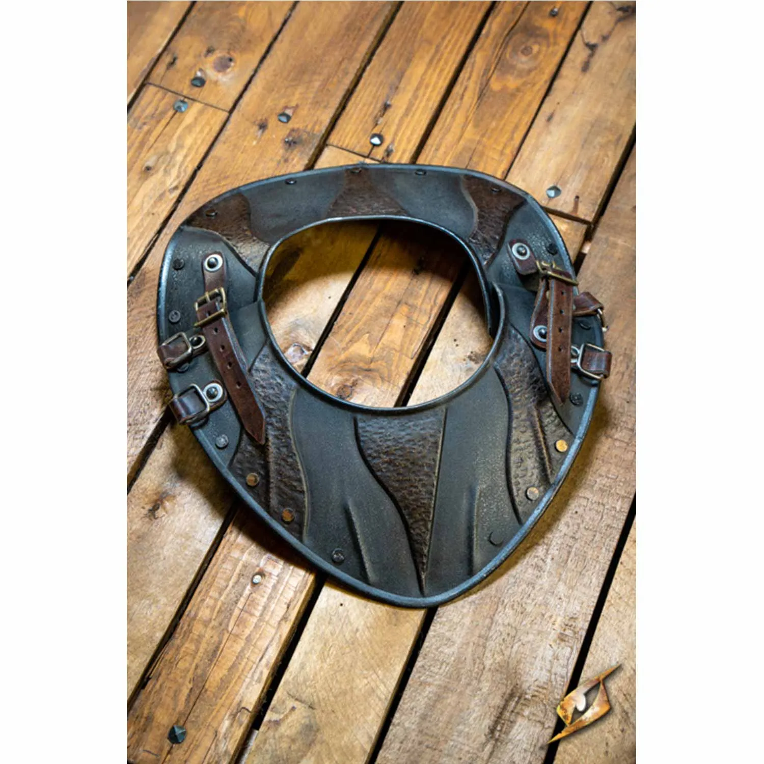 Raider Gorget