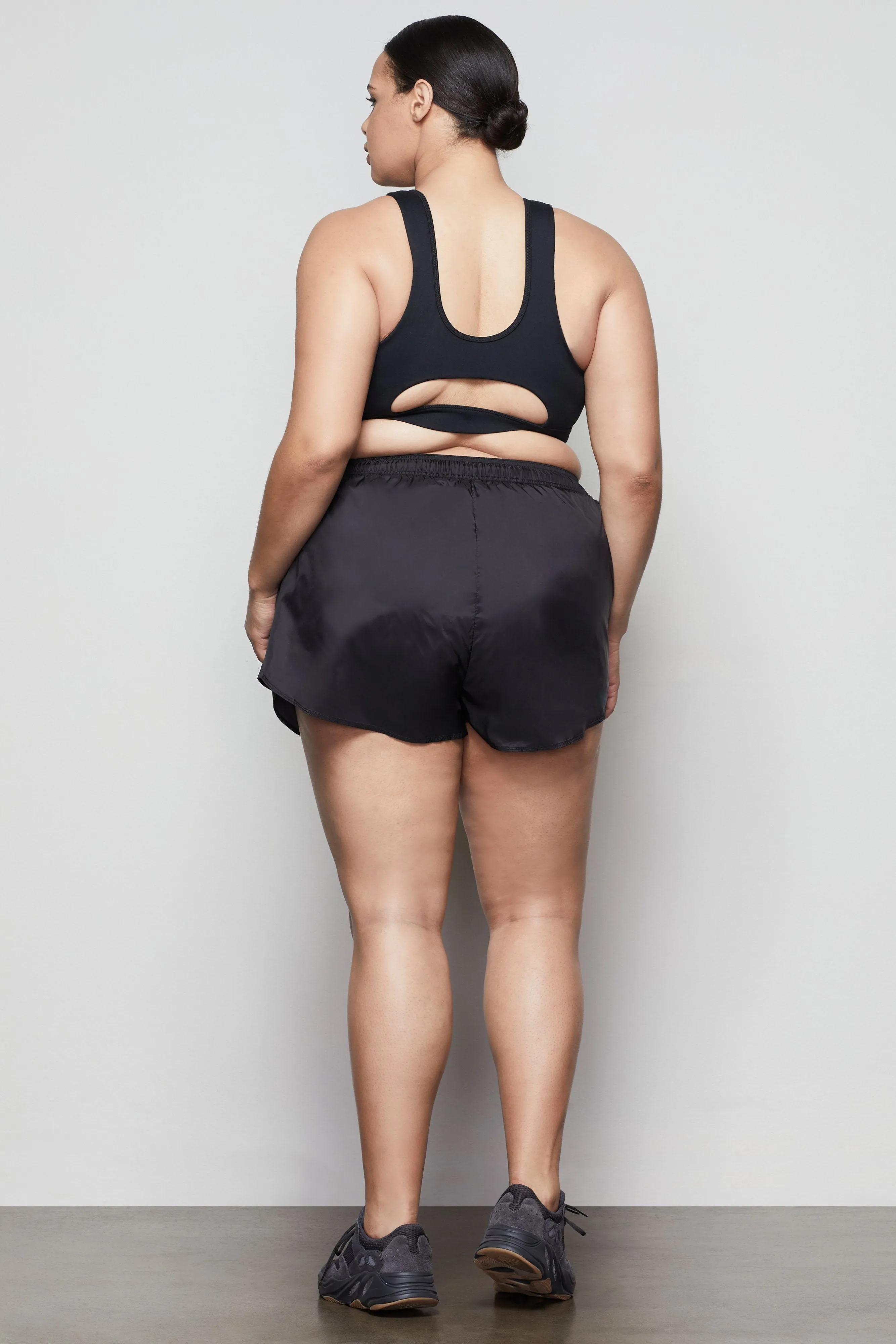 SHEER RUNNING SHORT | BLACK001